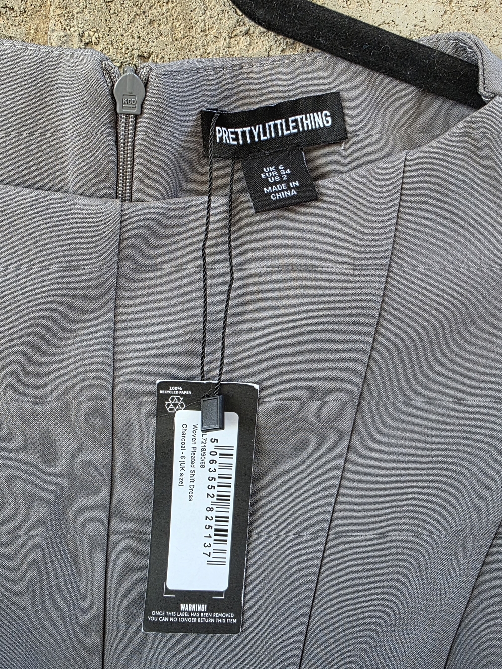 PrettyLittleThing NWT Charcoal Gray Pleated Shift Dress Skater Mini US 2 - Picture 6 of 10